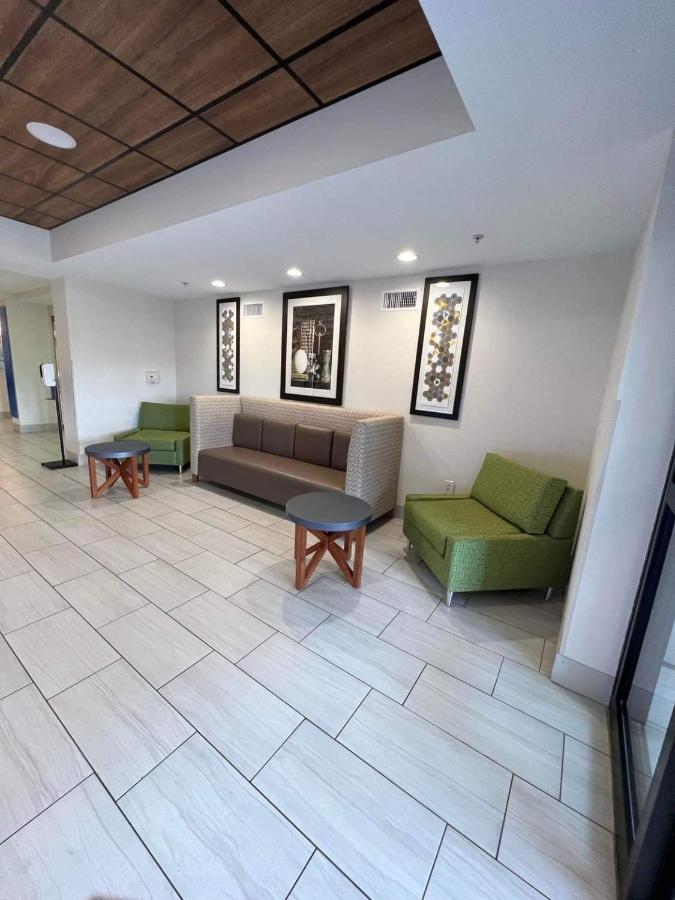Holiday Inn Express & Suites Ozona By Ihg Экстерьер фото